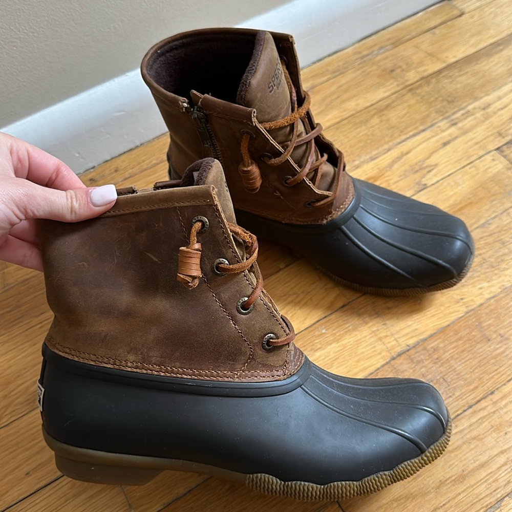 Sperry Duck boots- women’s size 6.5